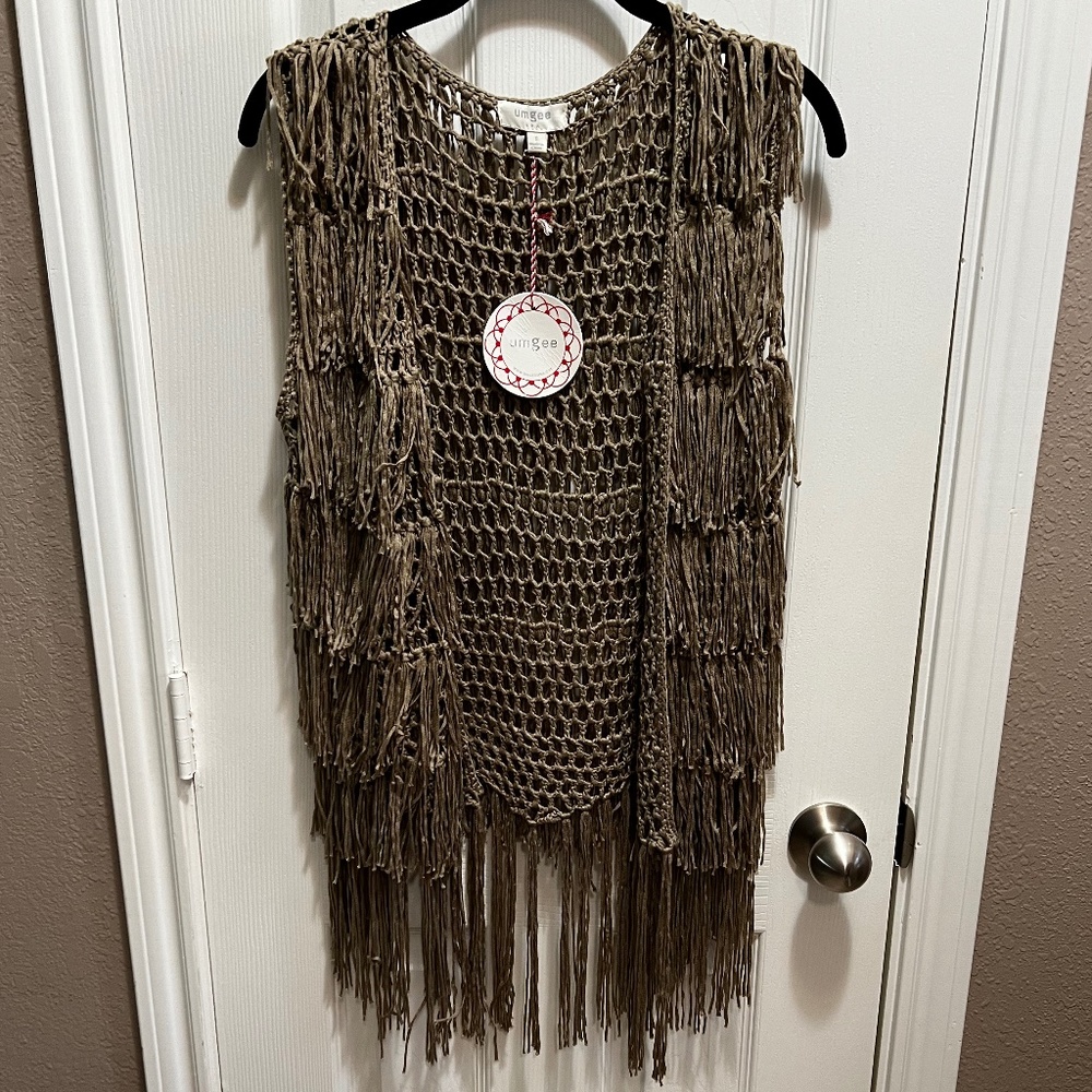 UMGEE Fringe Crochet Boho Vest Size Small NWT